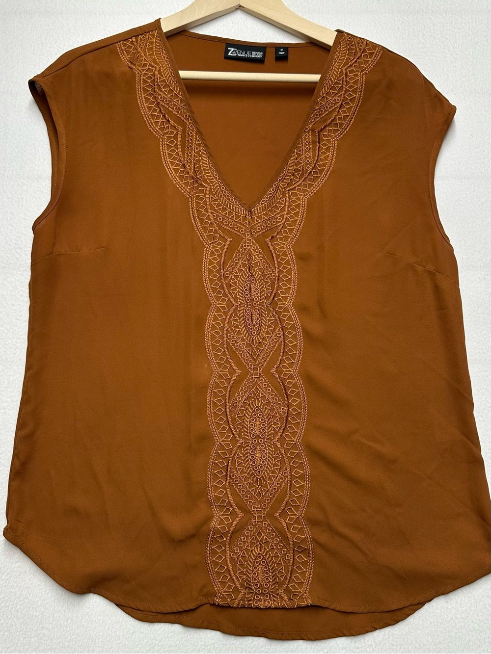 NY&Co 7th Avenue Rust Brown Embroidered V Neck Blouse Top Medium